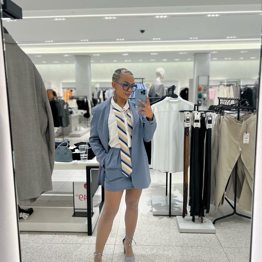 Blue Blazer Suit Jacket for Modern Style